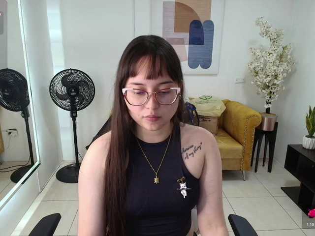 Shady-bug live cam on BongaCams