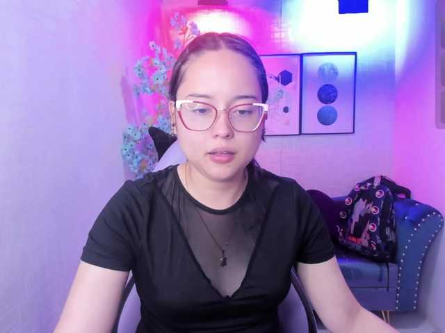 Shady-bug live cam on BongaCams