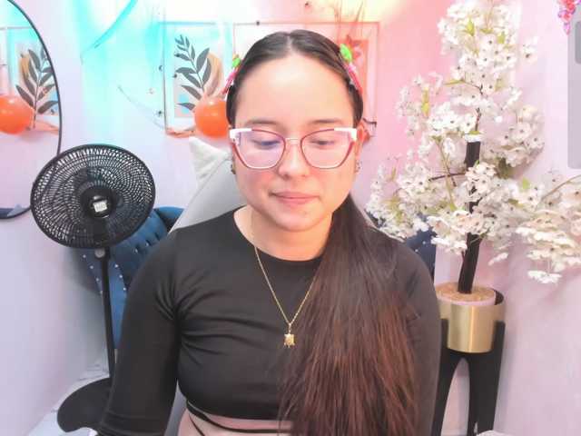 Shady-bug live cam on BongaCams