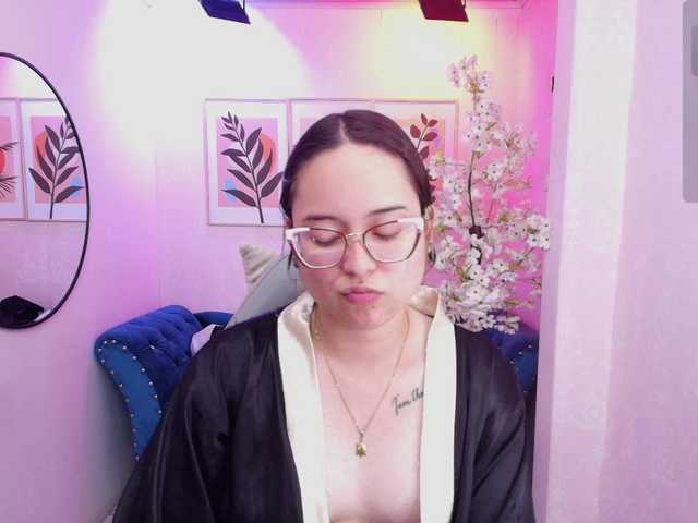 Shady-bug live webcam show