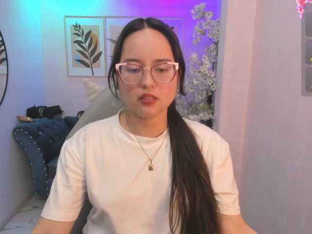 Shady-bug live cam on BongaCams