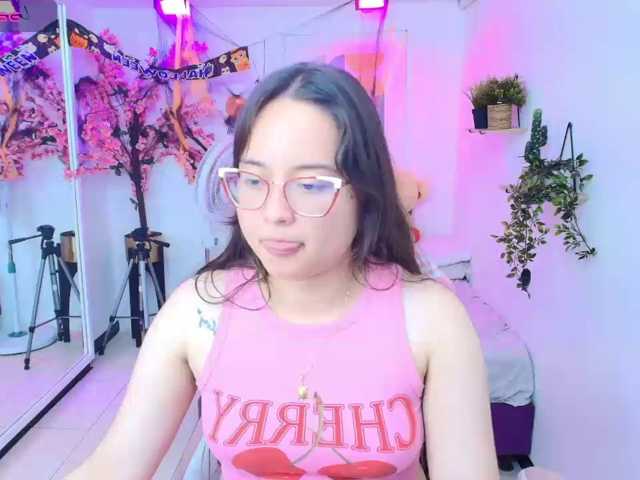 Shady-bug live cam on BongaCams