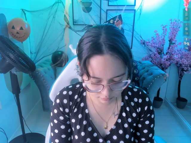 Shady-bug live cam on BongaCams