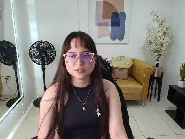 Shady-bug live webcam show