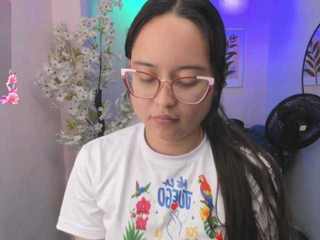 Shady-bug live cam on BongaCams