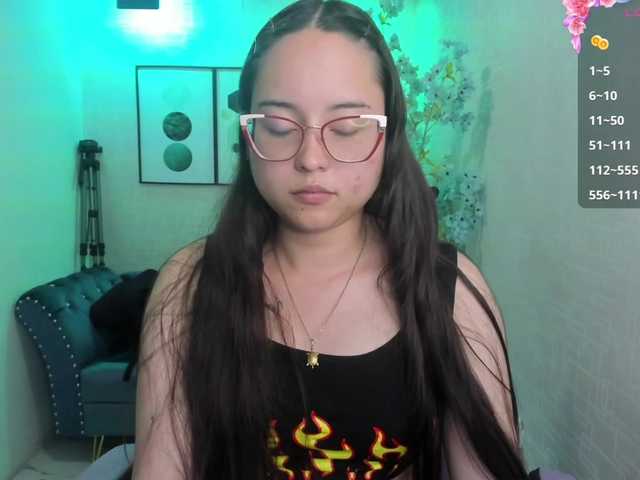 Shady-bug live cam on BongaCams