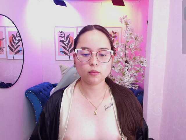 Shady-bug live webcam show