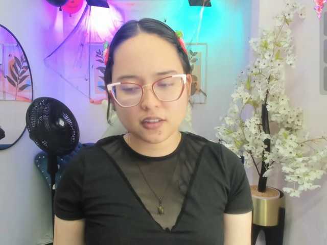 Shady-bug live cam on BongaCams