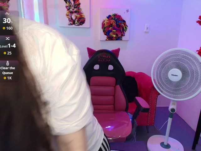 Shady-bug live cam on BongaCams