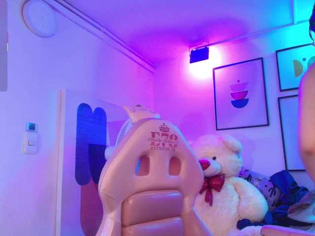 Shady-bug live cam on BongaCams