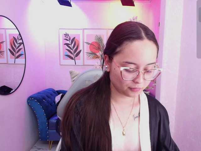 Shady-bug live webcam show