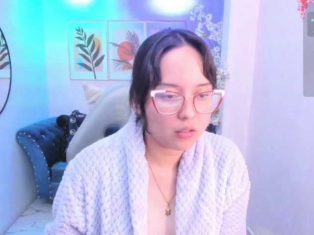 Shady-bug live cam on BongaCams