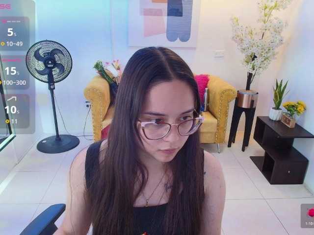 Shady-bug live cam on BongaCams