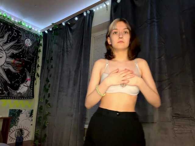PattiBingle live cam on BongaCams