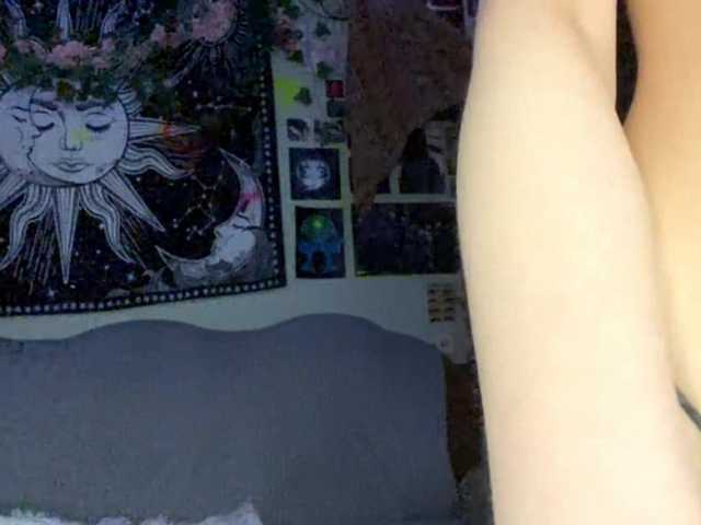 PattiBingle's BongaCams show and profile