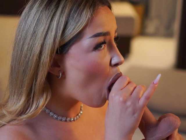 LisetteLuxe's BongaCams show and profile