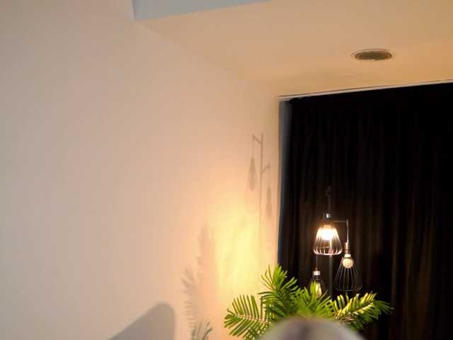 LisetteLuxe live cam on BongaCams