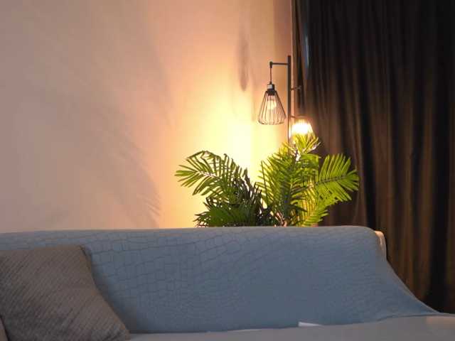 LisetteLuxe live cam