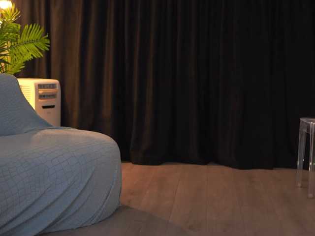 LisetteLuxe live cam on BongaCams