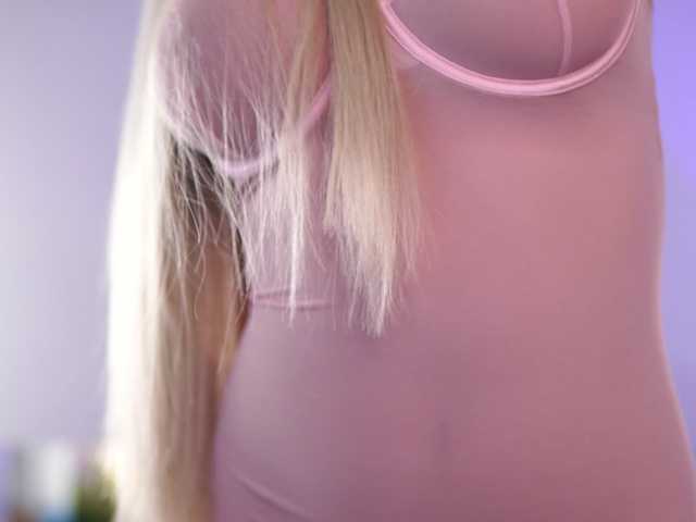 LisetteLuxe live cam on BongaCams