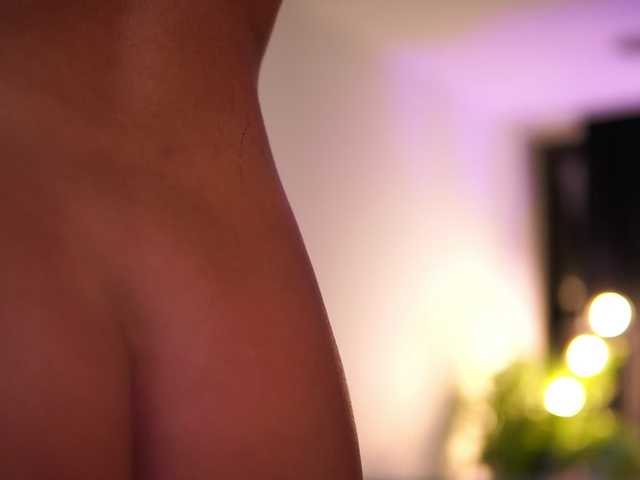LisetteLuxe live cam on BongaCams