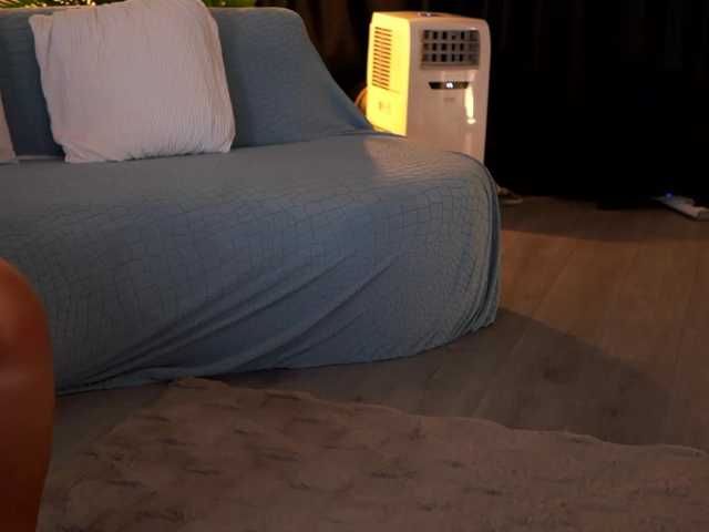 LisetteLuxe, en directo ahora en BongaCams