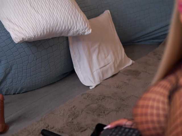 LisetteLuxe, live now on BongaCams
