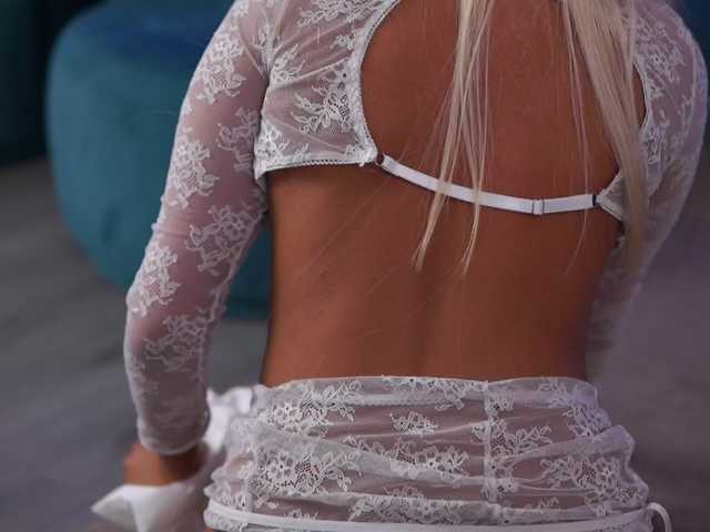 LisetteLuxe live cam on BongaCams