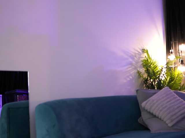 LisetteLuxe live cam on BongaCams