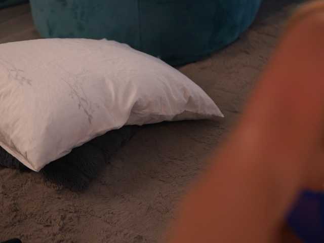 LisetteLuxe live cam on BongaCams