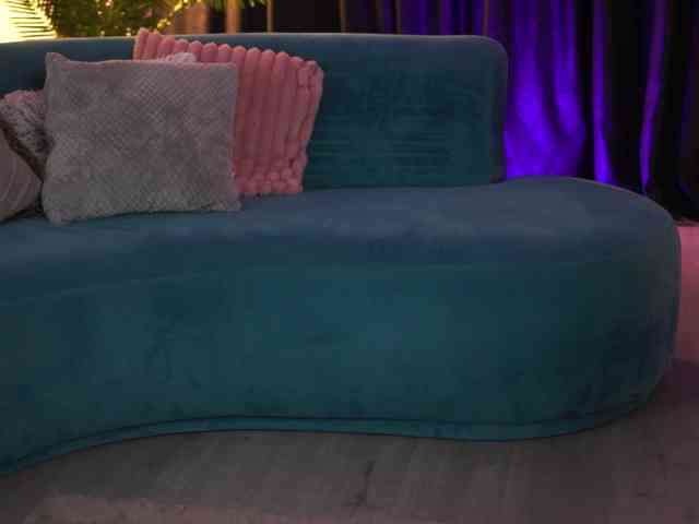 LisetteLuxe Live Webcam on BongaCams