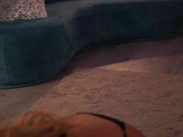 LisetteLuxe webcam