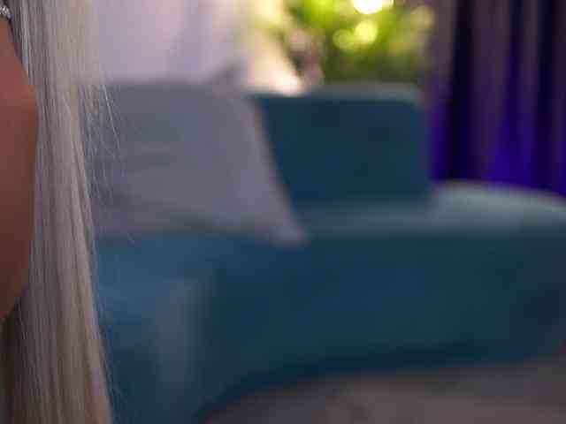 LisetteLuxe webcam