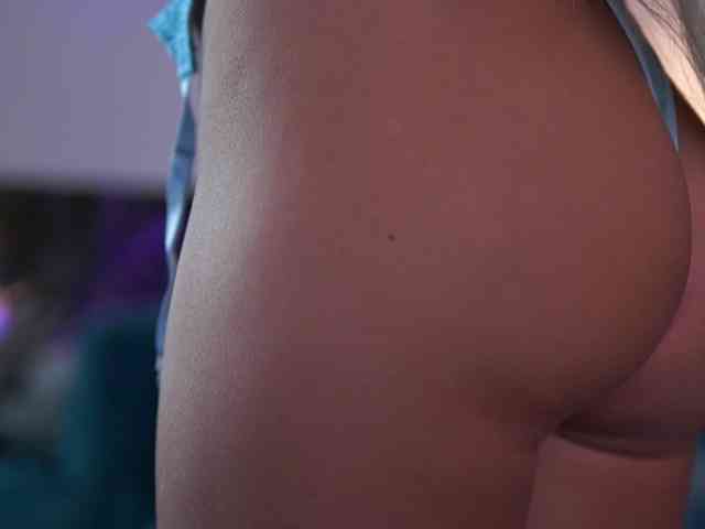LisetteLuxe webcam