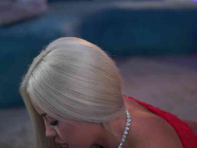 LisetteLuxe webcam