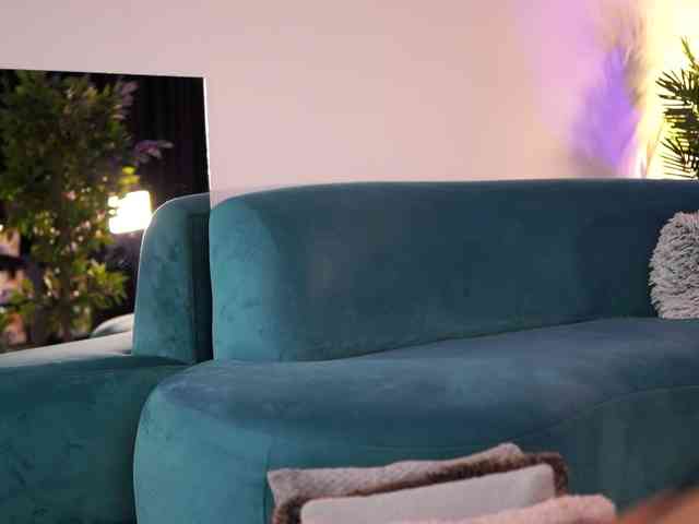 LisetteLuxe webcam
