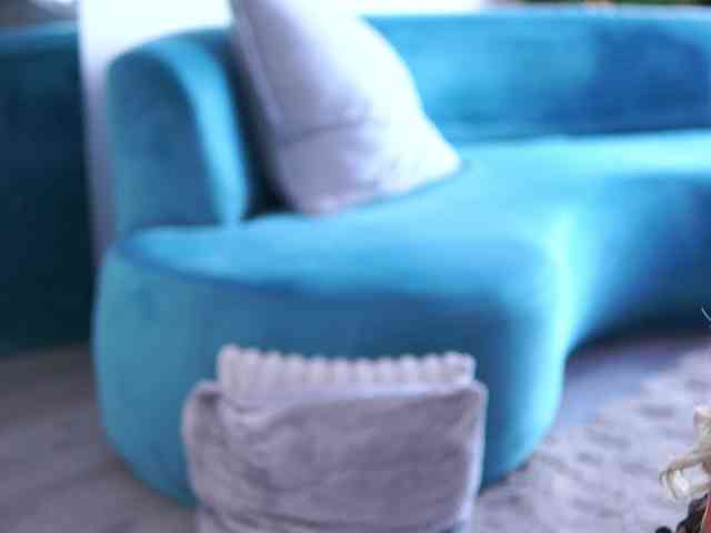 LisetteLuxe webcam