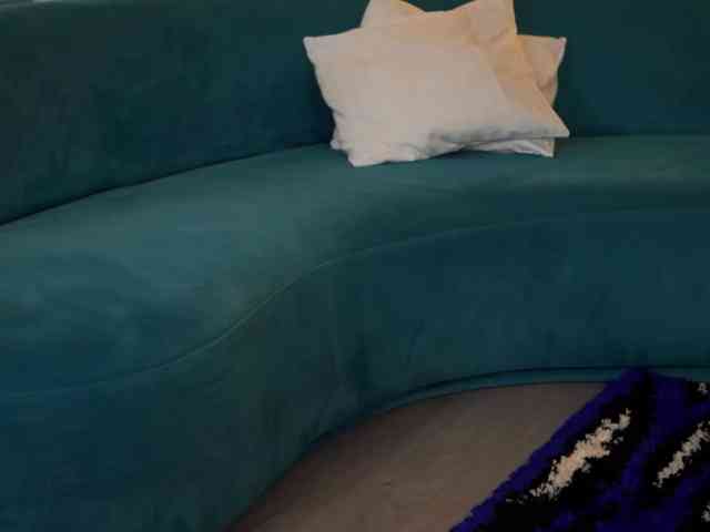 LisetteLuxe webcam