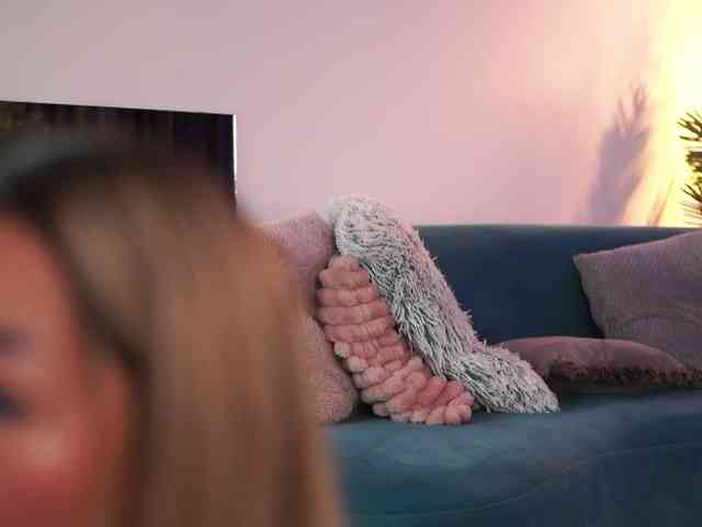 LisetteLuxe webcam