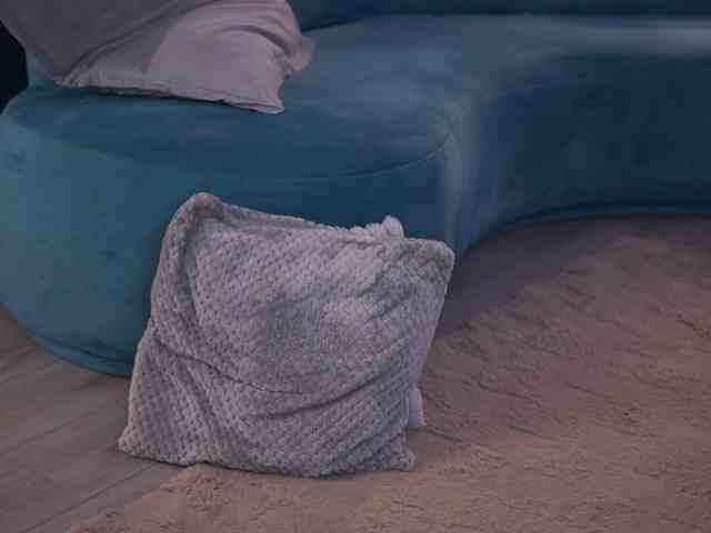 LisetteLuxe webcam