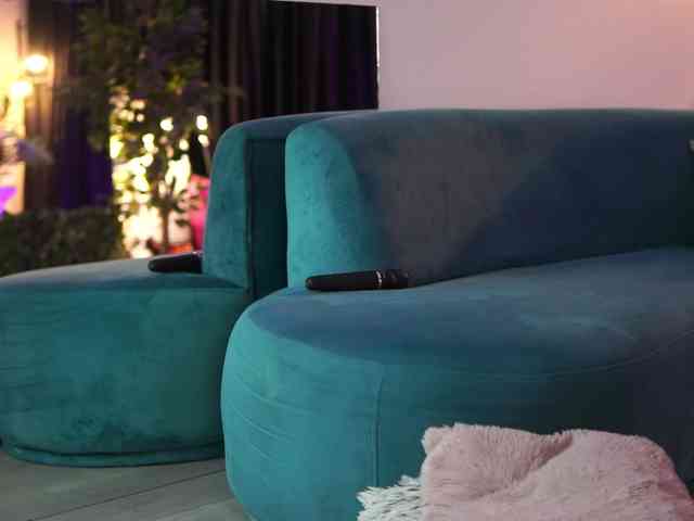 LisetteLuxe webcam