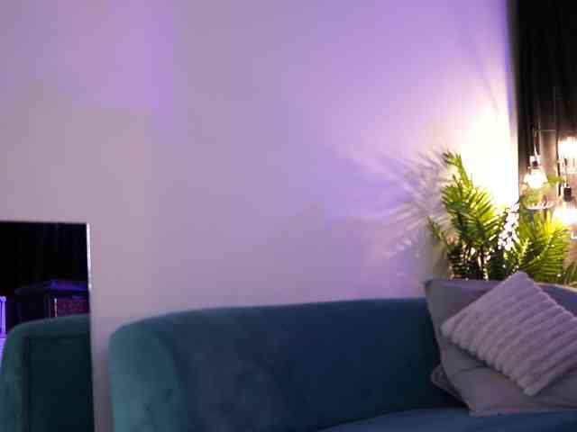 LisetteLuxe webcam