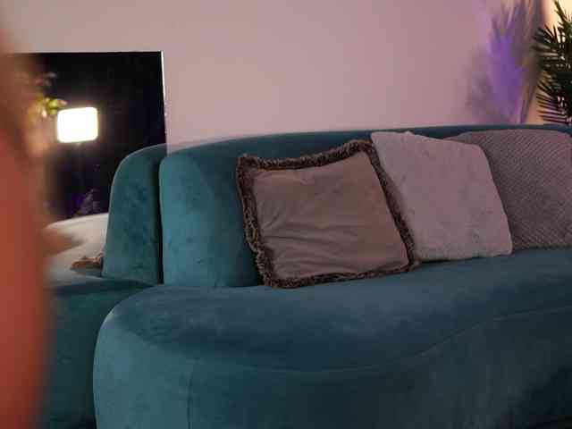 LisetteLuxe webcam