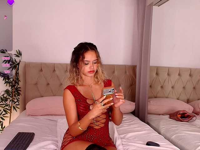 StacyTylerr live webcam show