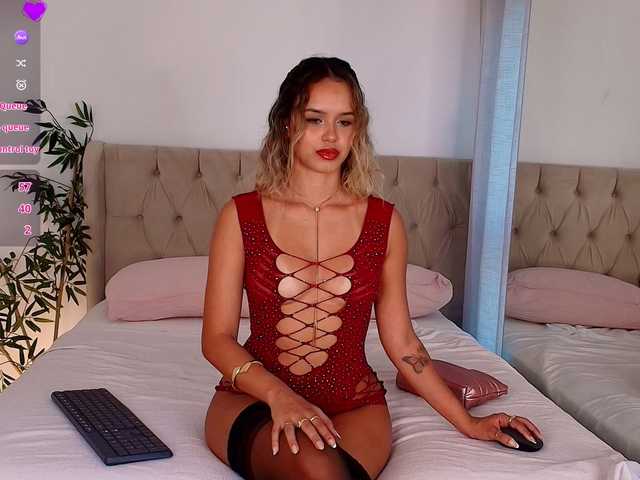 StacyTylerr live webcam show