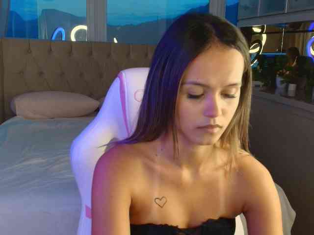 StacyTylerr webcam