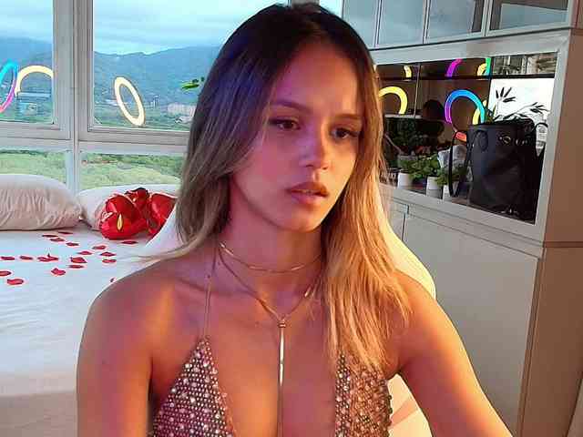 StacyTylerr webcam
