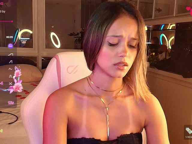 Modelo: StacyTylerr