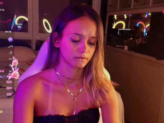 StacyTylerr webcam