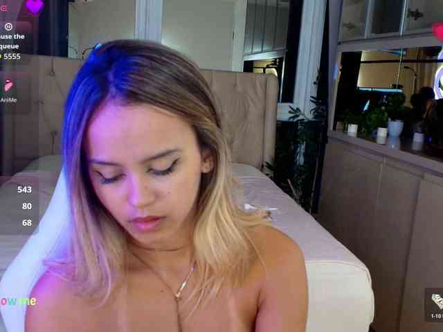 StacyTylerr webcam